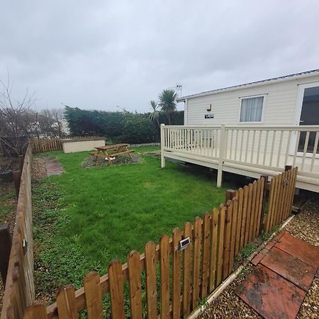 A22 Unity Beach Holiday Resort Unity Brean Sleeps 8 People 3 Bedrooms 1 Pet Stays Free Berrow Extérieur photo