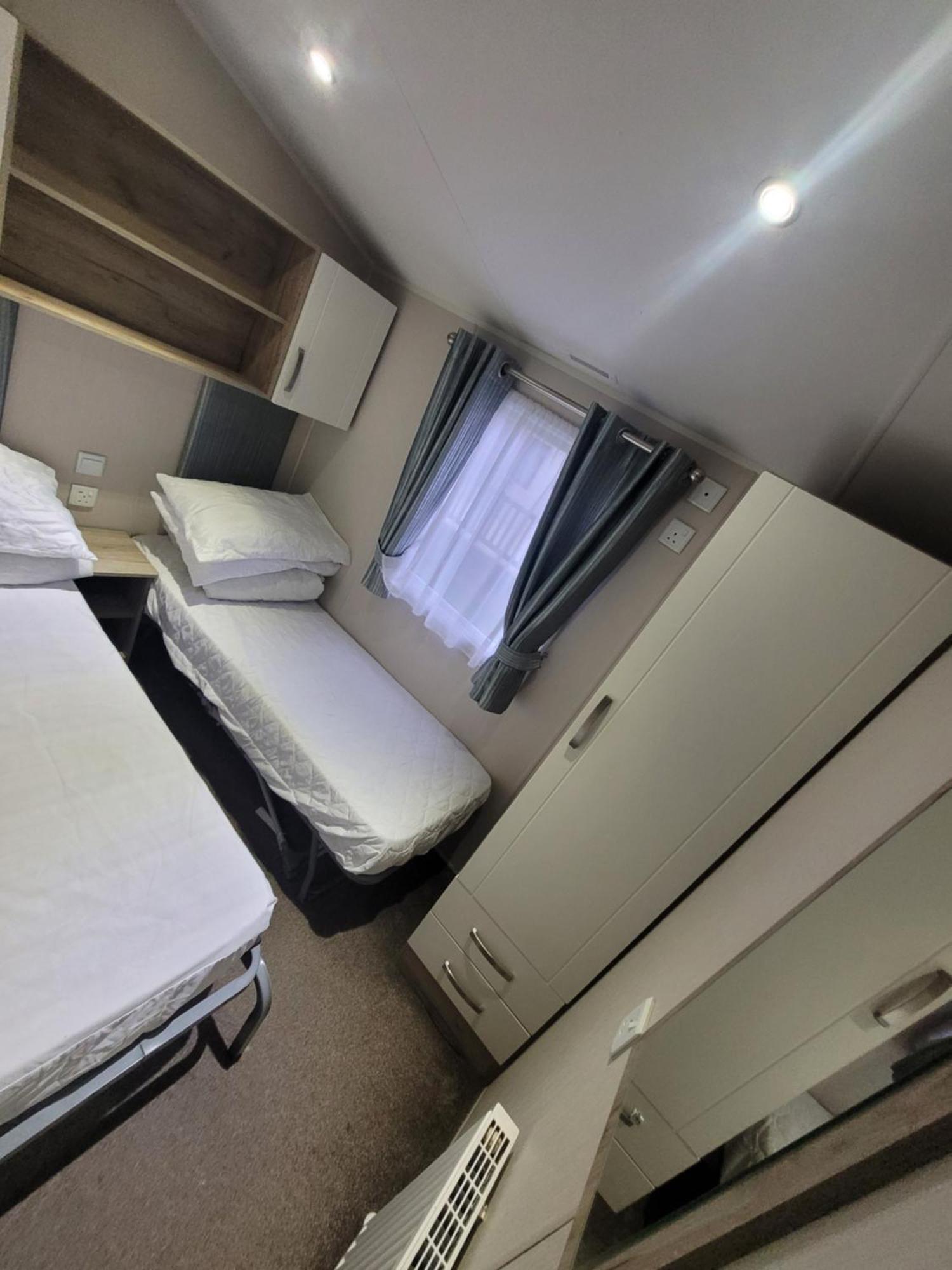 A22 Unity Beach Holiday Resort Unity Brean Sleeps 8 People 3 Bedrooms 1 Pet Stays Free Berrow Extérieur photo