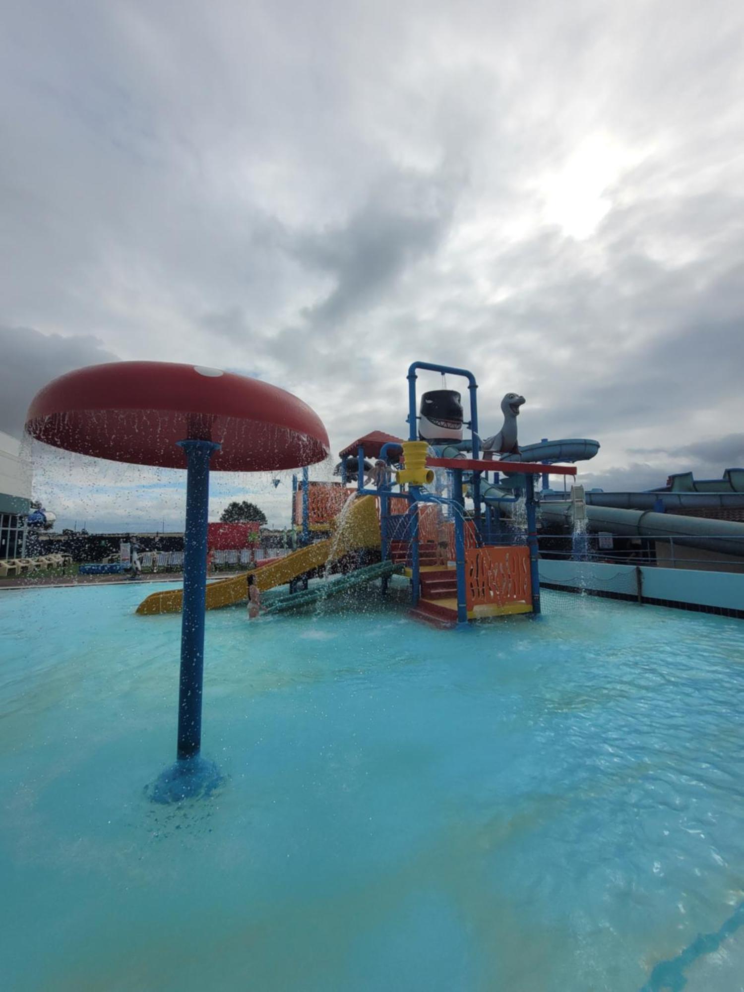 A22 Unity Beach Holiday Resort Unity Brean Sleeps 8 People 3 Bedrooms 1 Pet Stays Free Berrow Extérieur photo